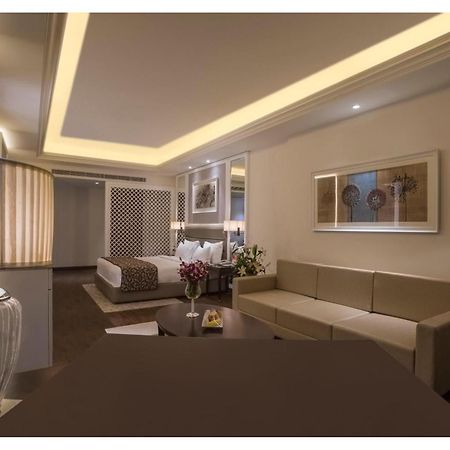 Singhania Sarovar Portico Rāipur Dış mekan fotoğraf