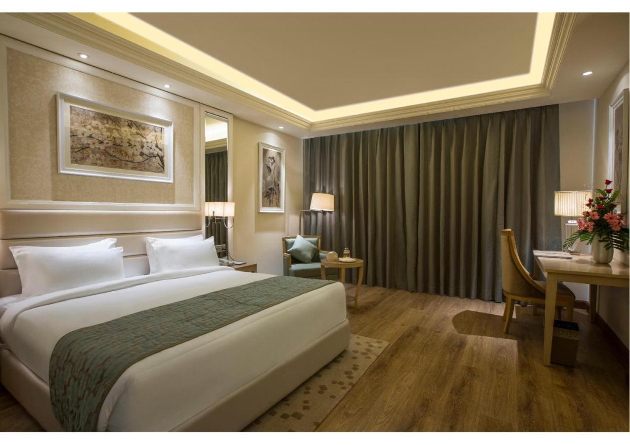 Singhania Sarovar Portico Rāipur Dış mekan fotoğraf
